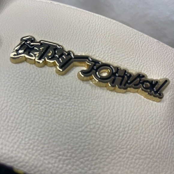 Betsey Johnson black and white handbag - Picture 10 of 10